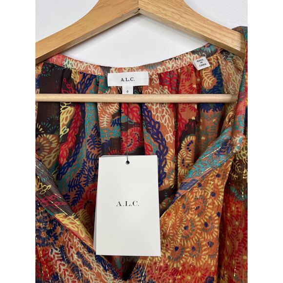 NW T.L.C. Printed Silk V-Neck Curved Hem Long Sleeve Casual Blouse Size: 0 - Picture 5 of 10